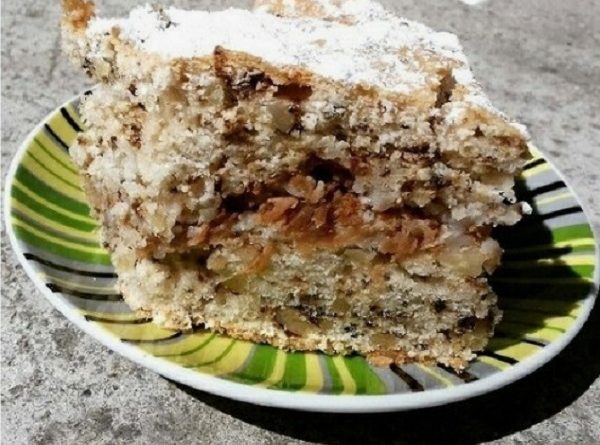 Cinnamon Apple Crumb Cake - Low Carb & Gluten Free Recipe
