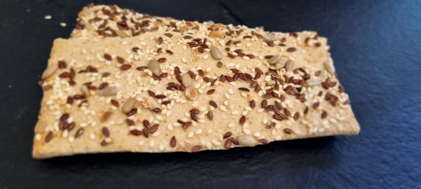 Keto Seeds Crackers Vegan, Low-Calories Recipe