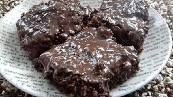 Cocoa Brownies, Suuuper Fudgy Paleo and Low-Carb Recipe
