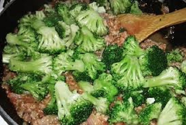 Ground Pork With Broccoli! Paleo and Low-Carb Stir-Fry Recipe