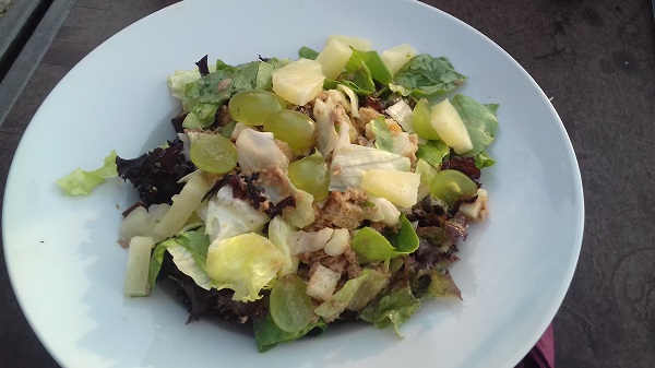 Tropical Tuna Salad with Pineapple and Nuts - Healthy Reipe