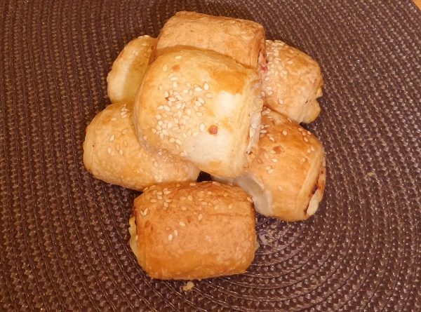 Keto Cheese Croissants with Sesame Seeds - Recipe